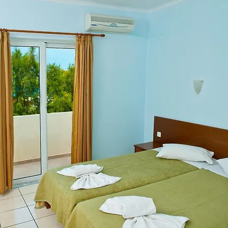 Thodorou Village Hotel apartamentowy 3*